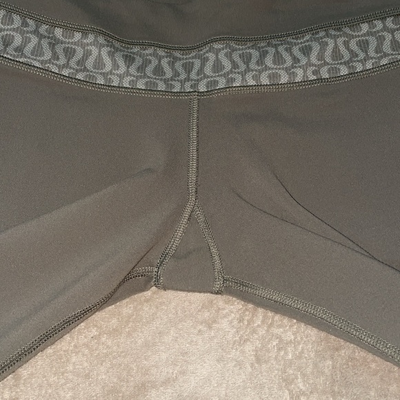 Lululemon vintage wide leg crop drawstring legging - Picture 3 of 7